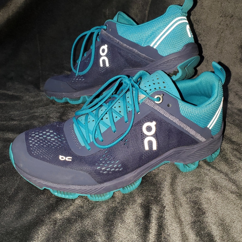 On Cloud sneakers